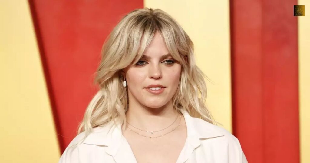 Who Is Renee Rapp